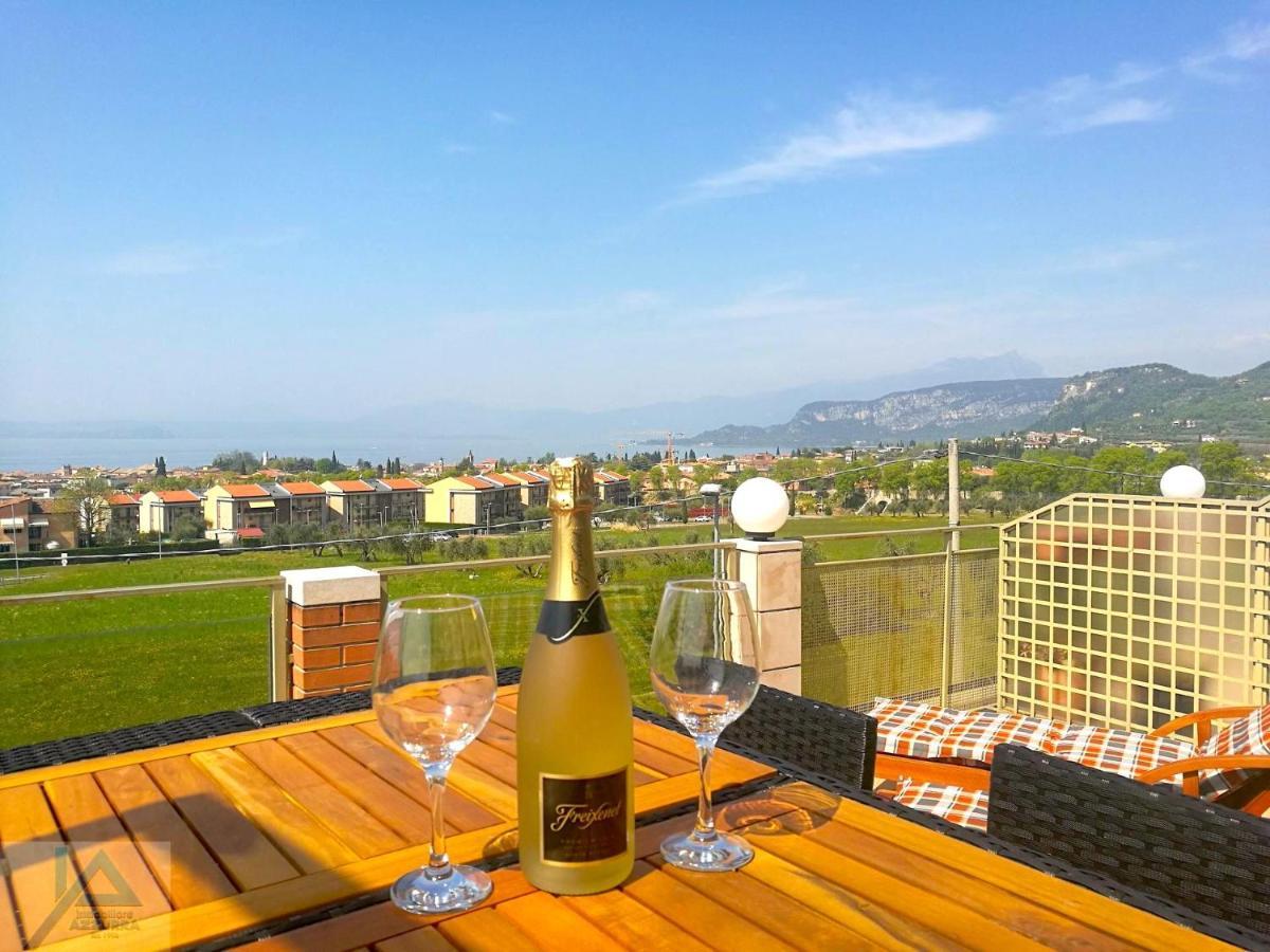 Апартаменти Casa Chiare - Immobiliare Azzurra Бардоліно Екстер'єр фото